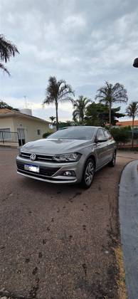 VOLKSWAGEN VIRTUS 1.0 200 TSI HIGHLINE AUTOMÁTICO